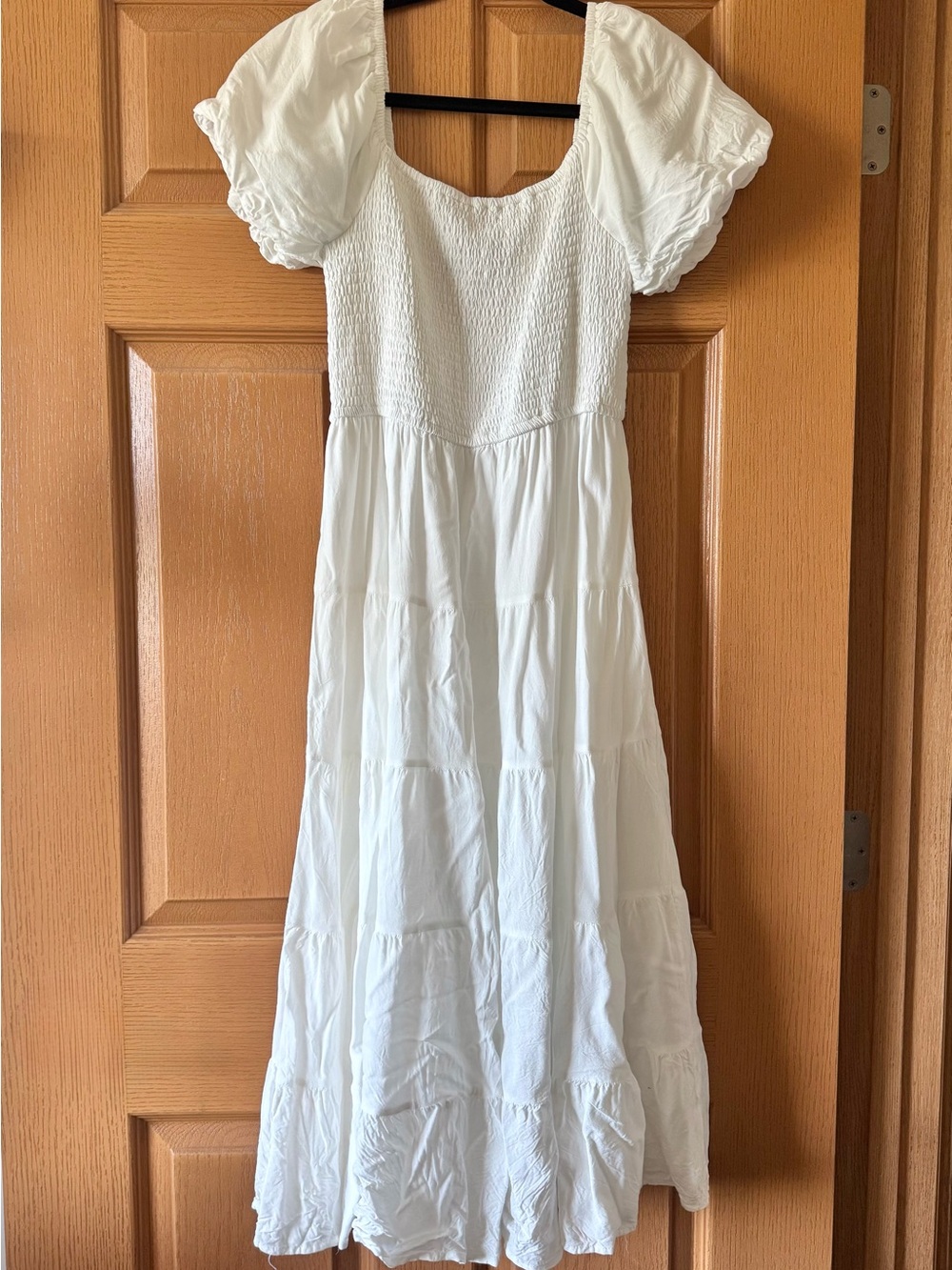 Women’s White Puff Sleeve Maxi Dress